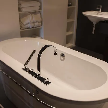 Bossche No2 - Verwersstraat 3* 登博斯