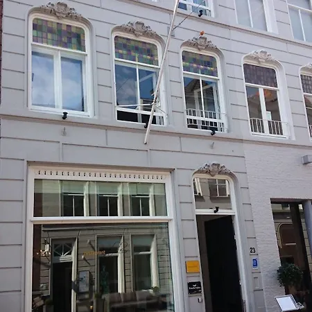 Bossche No2 - Verwersstraat 호텔 스헤르토헨보스