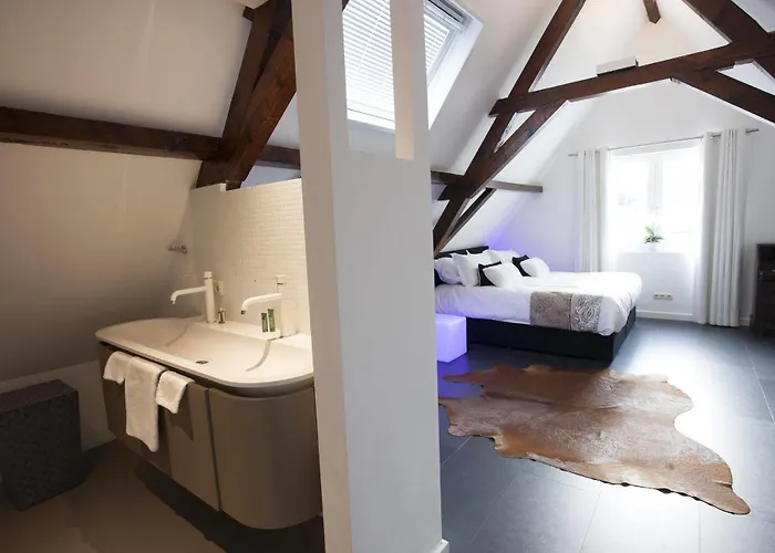 Bossche No2 - Verwersstraat Hotel 3*