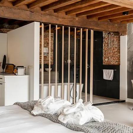 Hotel Bossche No2 - Verwersstraat 3*